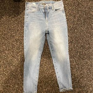 American Eagle Hi-Rise Jegging